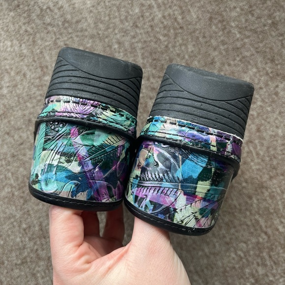 Dansko clogs - Picture 6 of 9